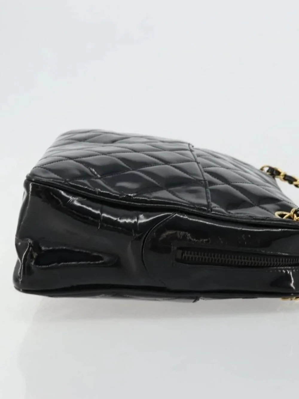 CHANEL Matelasse Chain Shoulder Bag Patent leather Black Gold CC Auth 175899